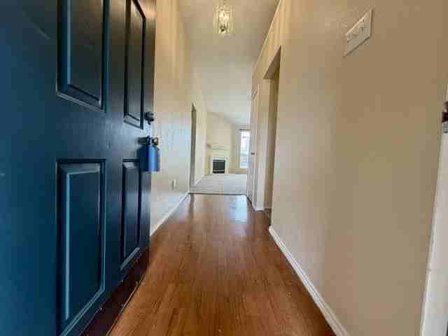 1611 Windcastle Dr - Photo 2 of 37