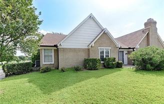 2601 Country Pl - Photo 1 of 1