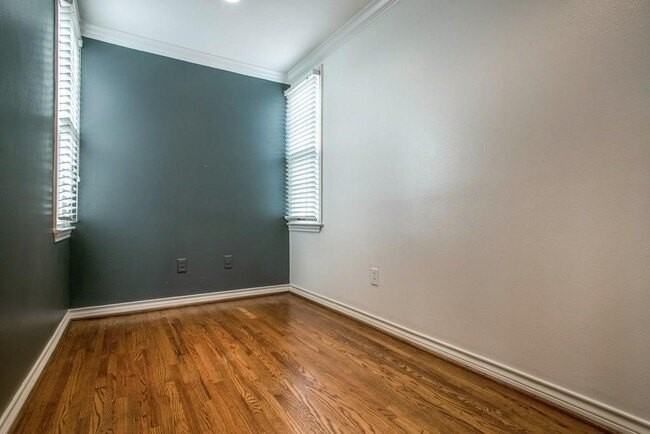 4419 Holland Ave #105 - Photo 2 of 10