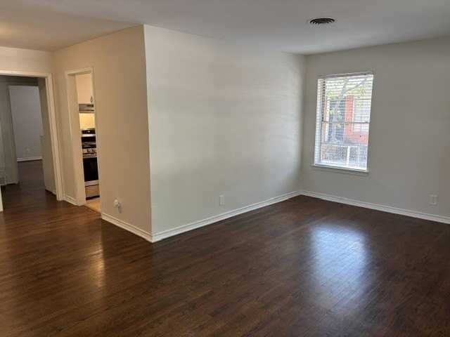 6721 Ascot Ln - Photo 3 of 10