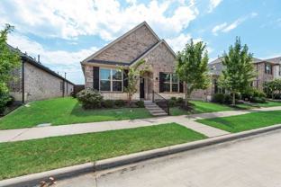 2037 Miramar Dr - Photo 1 of 1