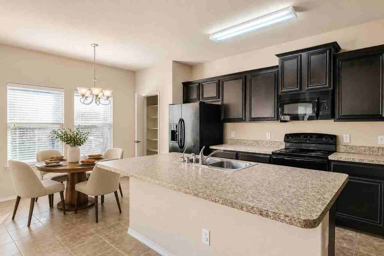 3500 Woodshire Ave - Photo 7 of 26