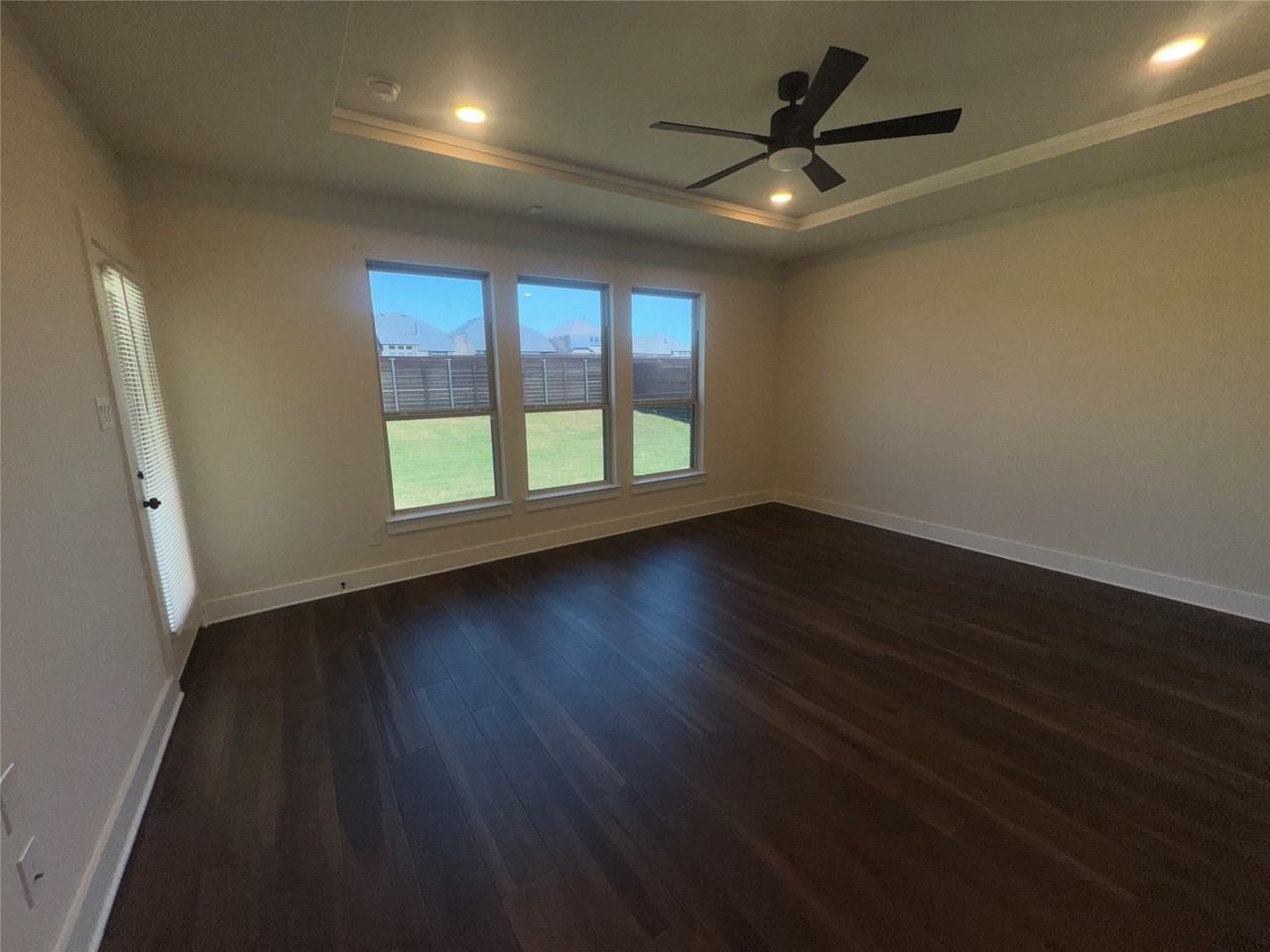 1701 Shamrock Grn - Photo 5 of 21