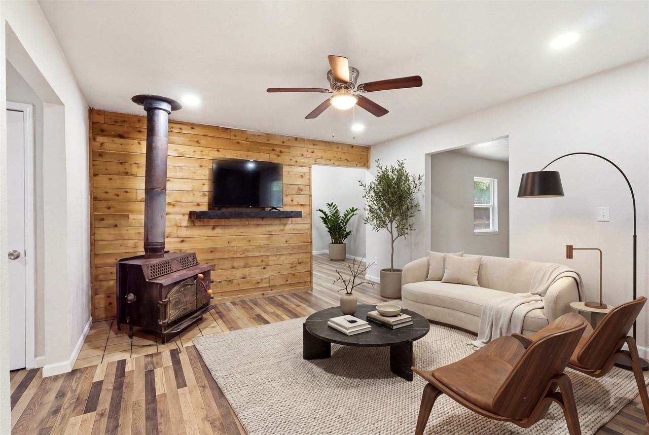 103 #A Calhoun Bend - Photo 4 of 32