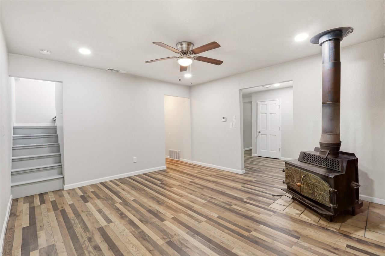 103 #A Calhoun Bend - Photo 6 of 32