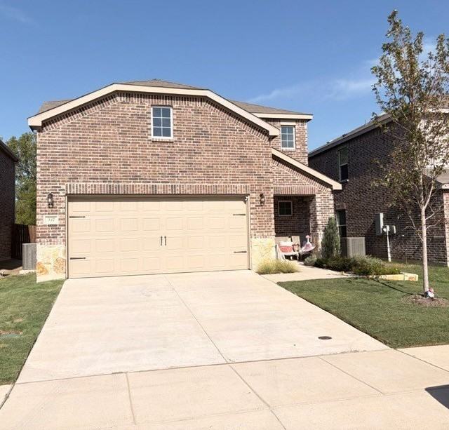 337 Glenwick Ln - Photo 2 of 26