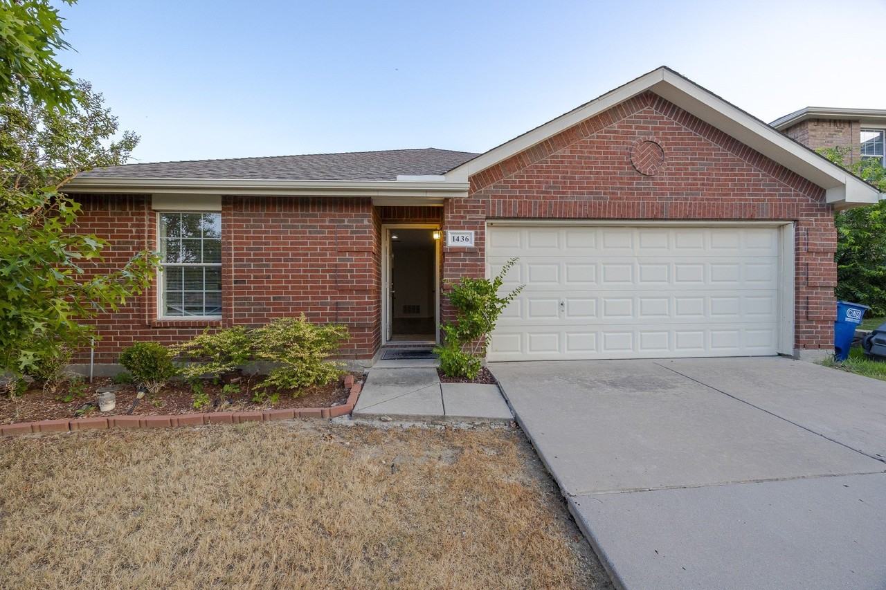 1436 Puerto Lago Dr