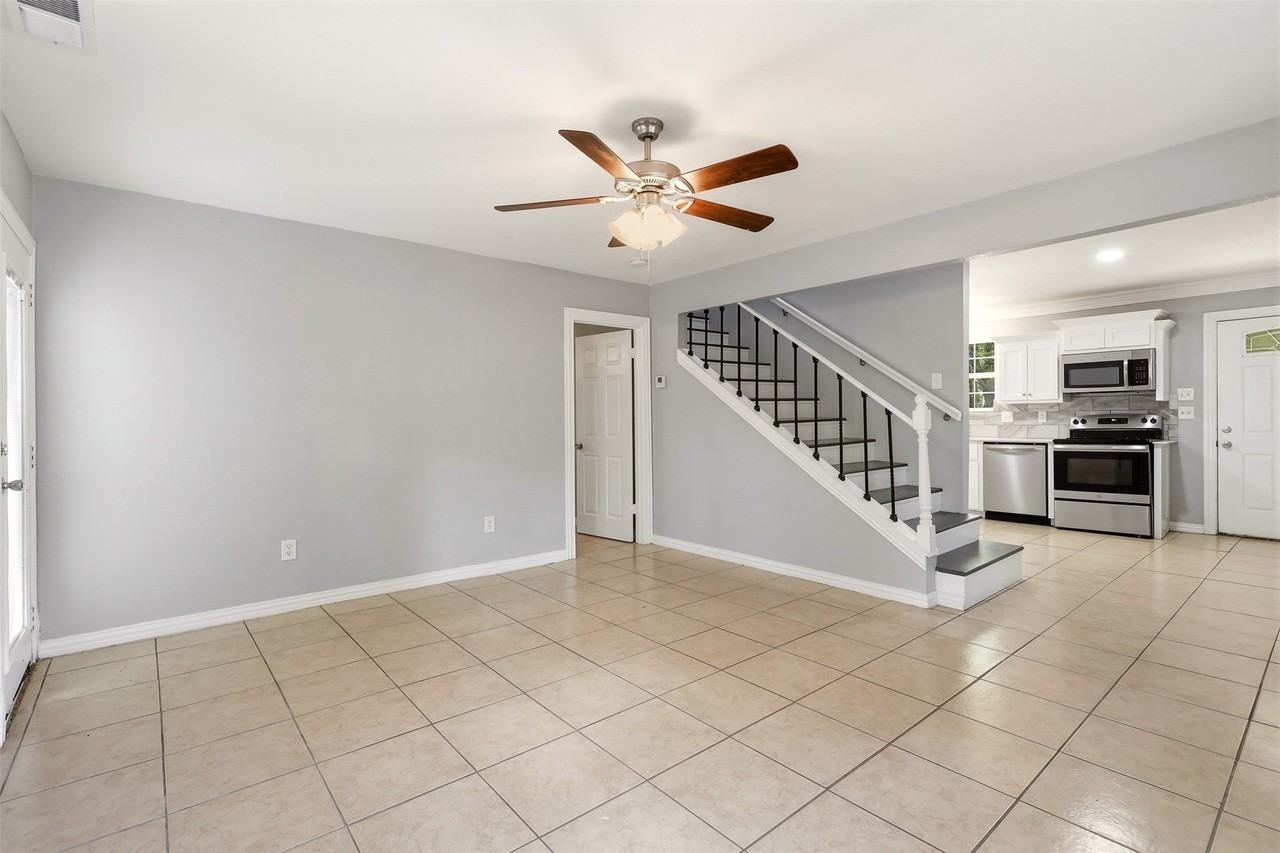 103 #B Calhoun Bend - Photo 4 of 26