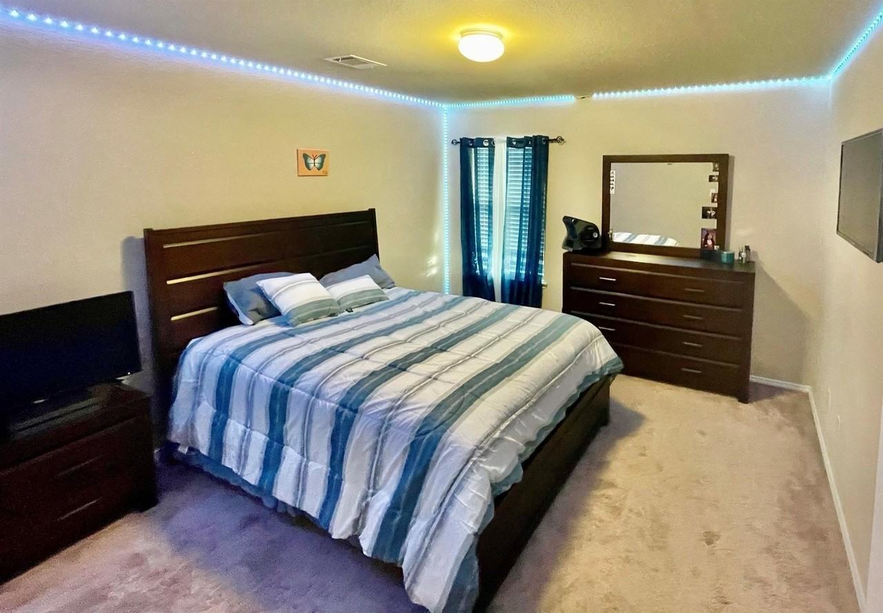 2305 Willard Way - Photo 4 of 16