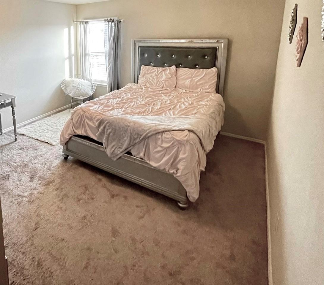 2305 Willard Way - Photo 5 of 16