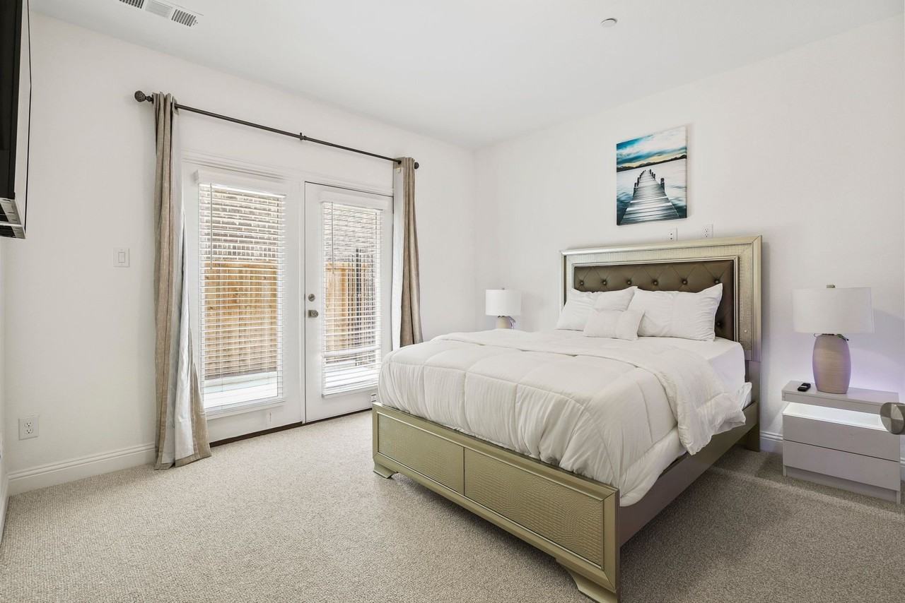 112 Canonbury Dr - Photo 5 of 16