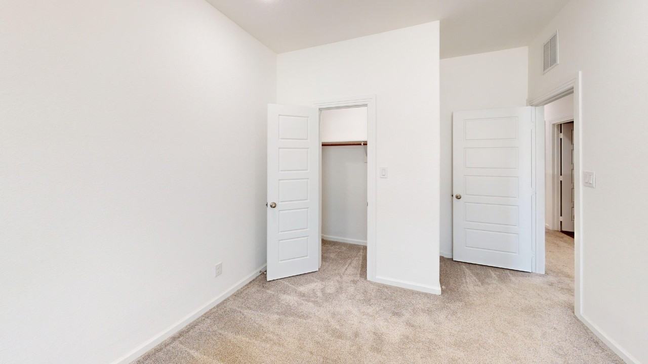 366 Buck Ridge Dr - Photo 6 of 20
