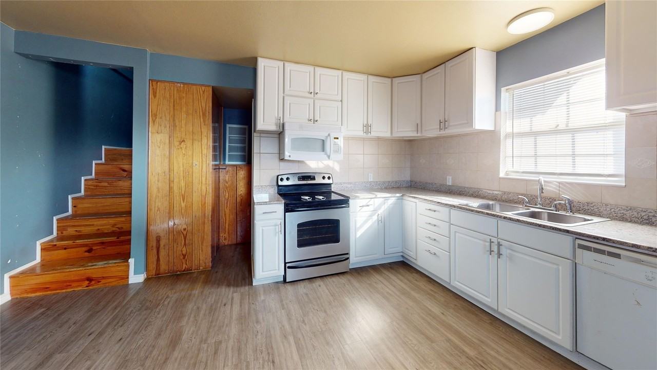 10987 Windy Ln #D - Photo 3 of 15