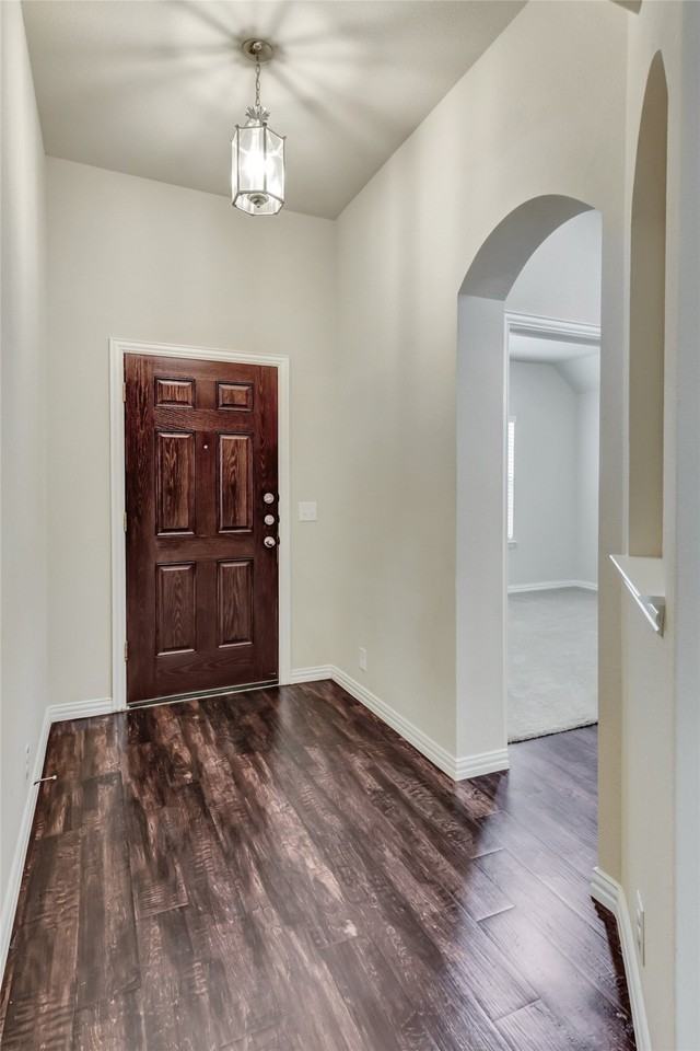 4936 Lemon Grove Dr - Photo 4 of 29