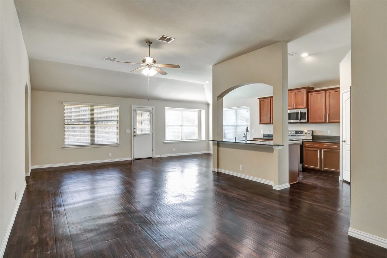 4936 Lemon Grove Dr - Photo 6 of 29