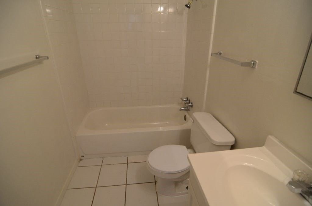 700 Grande Dr - Photo 5 of 7