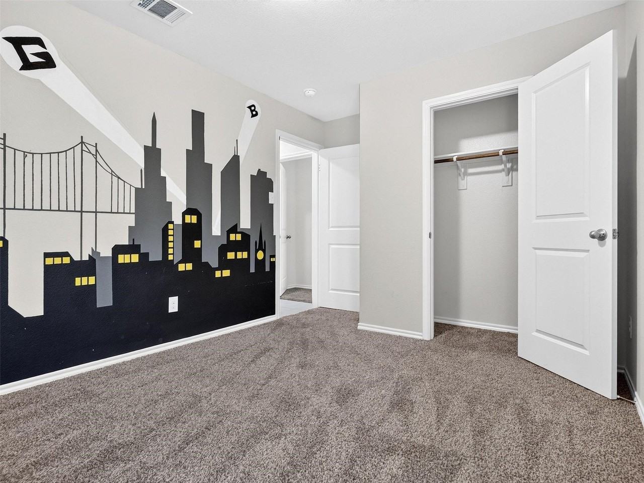 1111 Meadow Side Dr - Photo 4 of 30