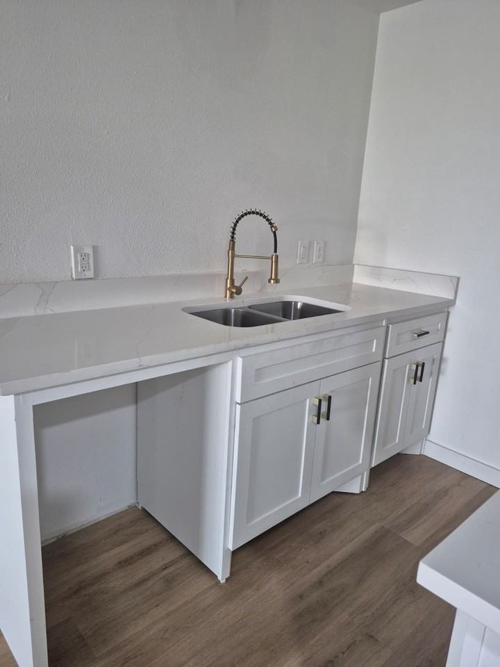 5057 Ridglea Ln #1107 - Photo 4 of 20