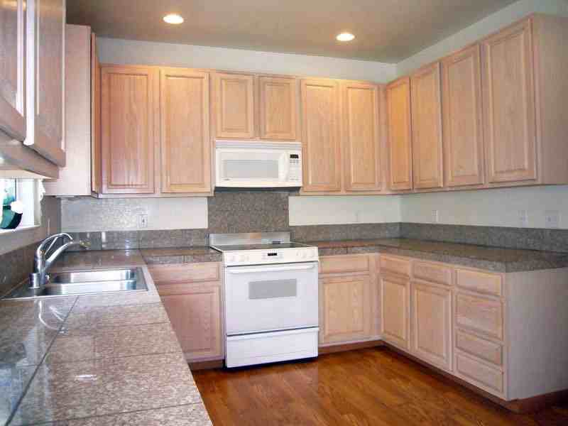 144 Redding Rd - Photo 3 of 7