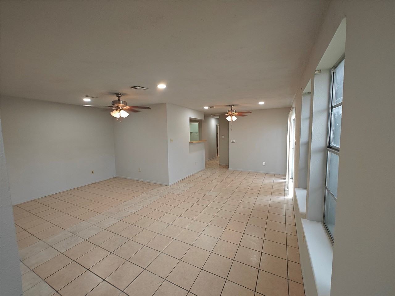 123 Prairie Creek Cir - Photo 4 of 12