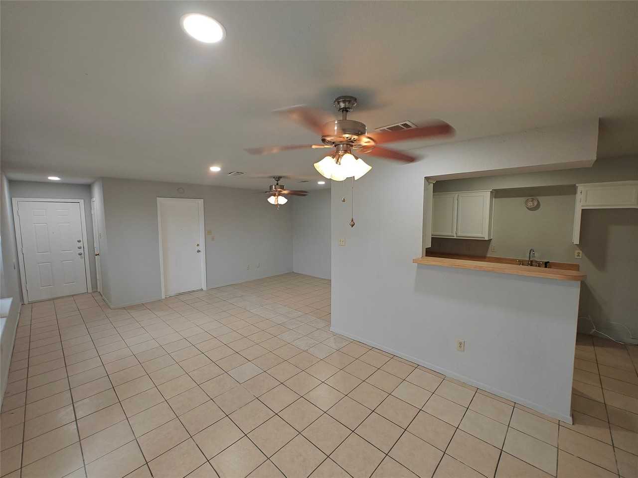 123 Prairie Creek Cir - Photo 5 of 12