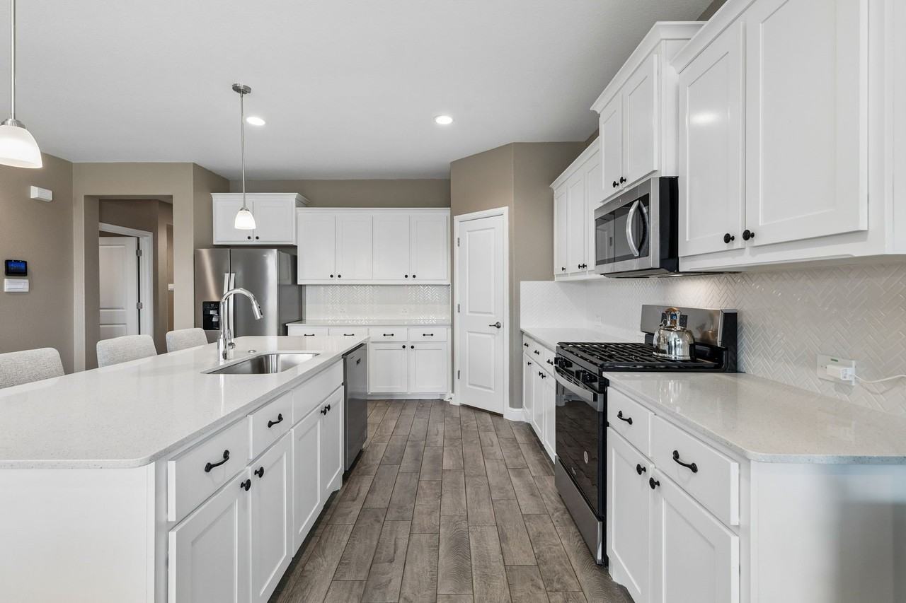 15512 Putney Way - Photo 4 of 26