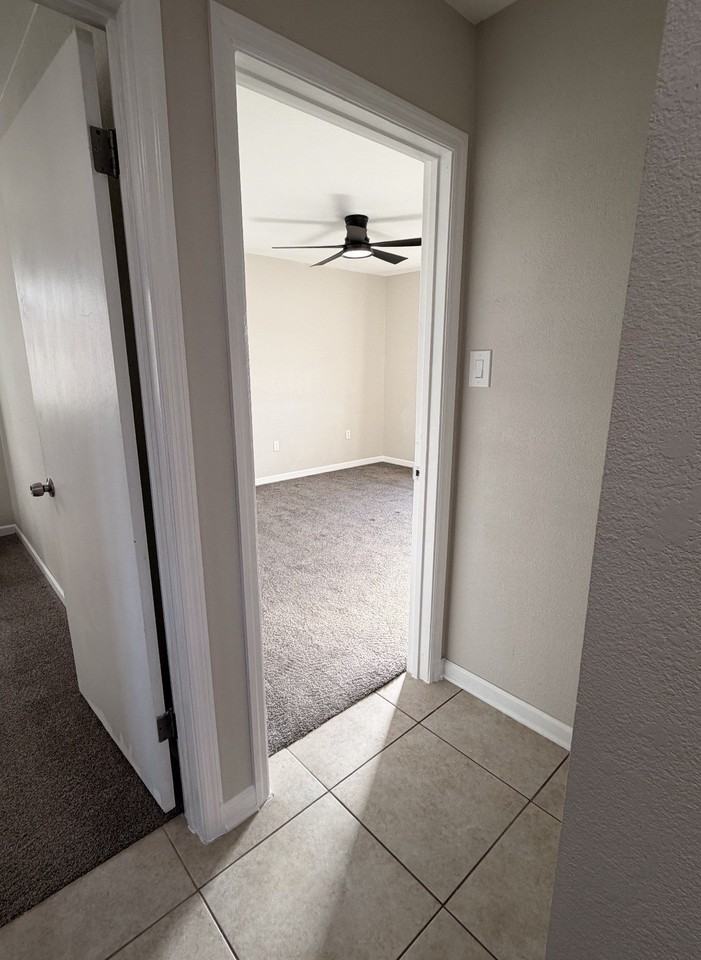 2557 N Willis St - Photo 7 of 14
