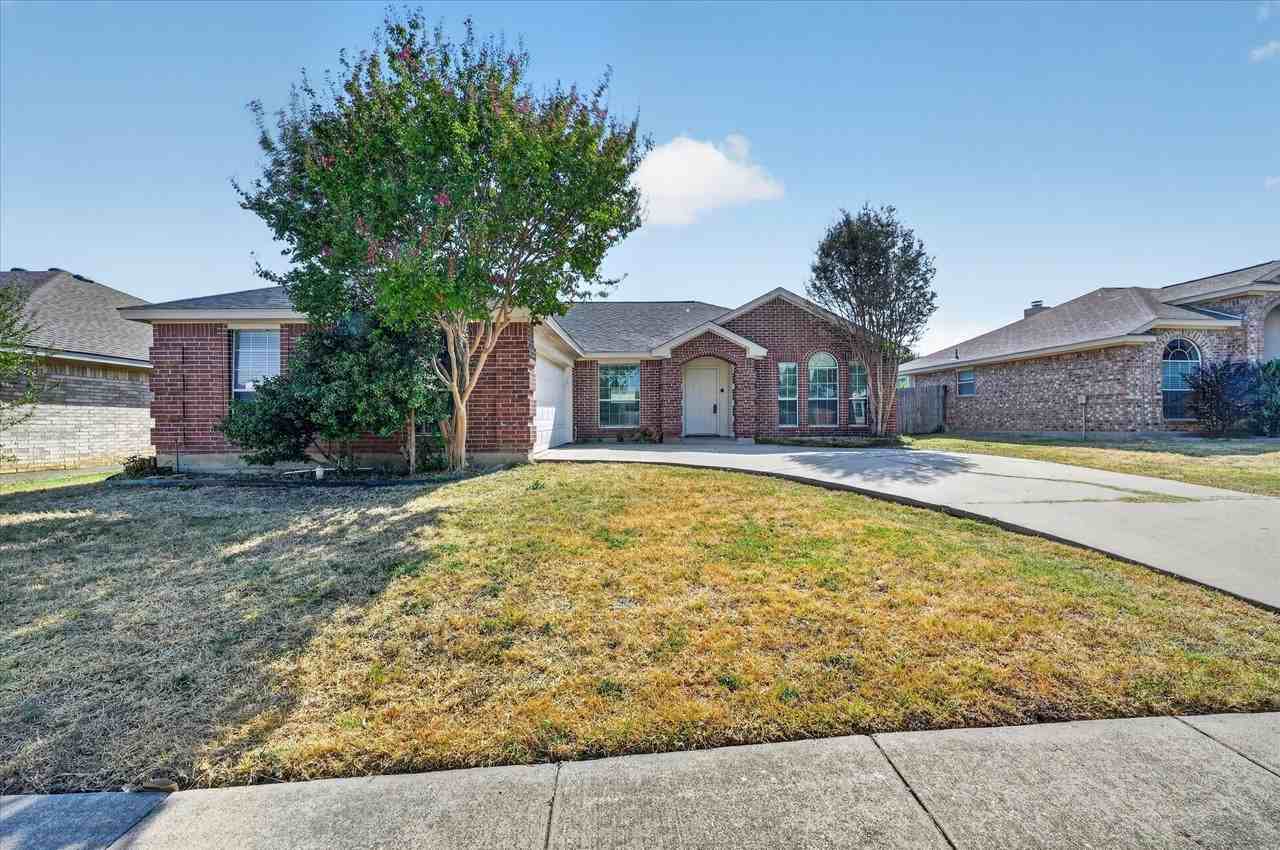 352 Mesquite Hill Dr - Photo 2 of 20