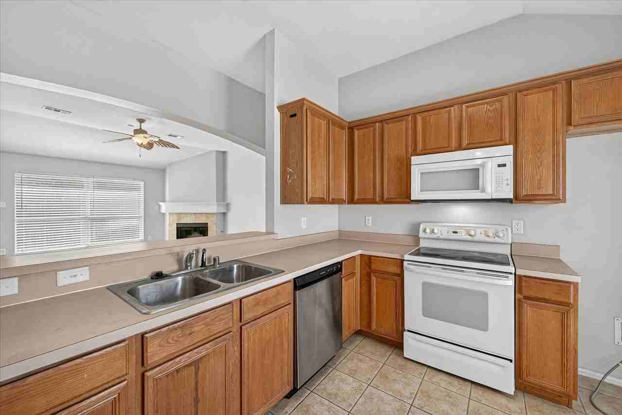 352 Mesquite Hill Dr - Photo 7 of 20