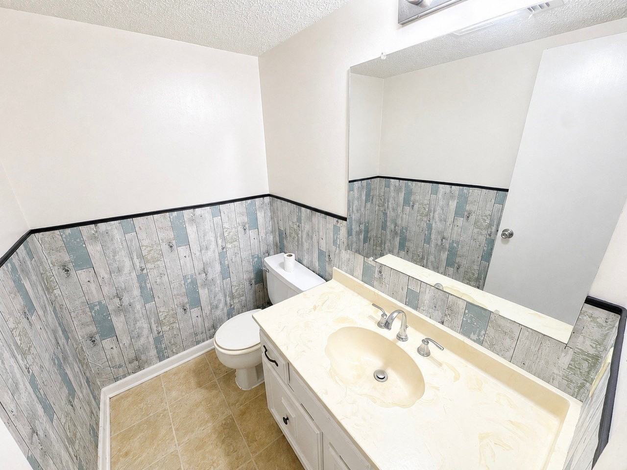 315 John Wesley Blvd - Photo 4 of 7