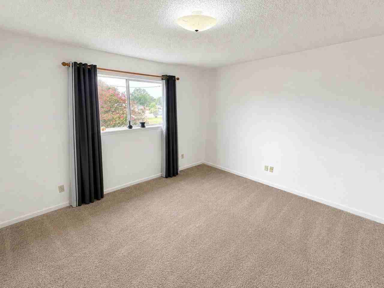 315 John Wesley Blvd - Photo 5 of 7