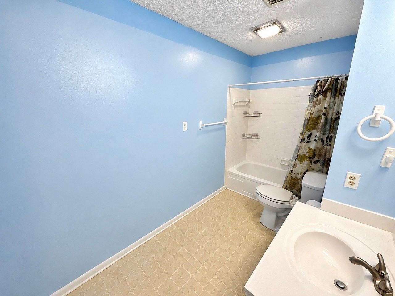 315 John Wesley Blvd - Photo 6 of 7