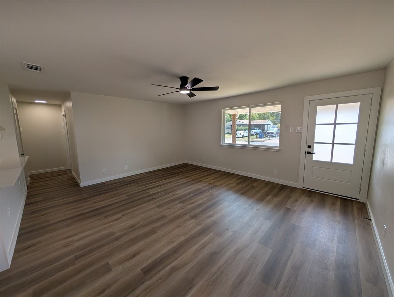 2807 Andrea Ln - Photo 3 of 22