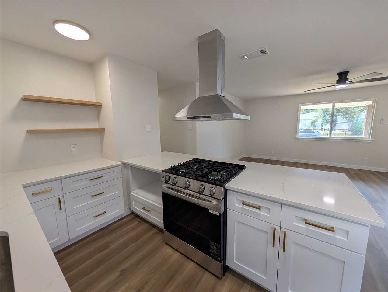 2807 Andrea Ln - Photo 7 of 22