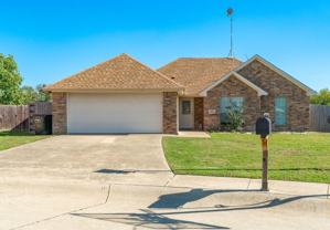 2210 Kaitlyn Cir - Photo 1 of 1