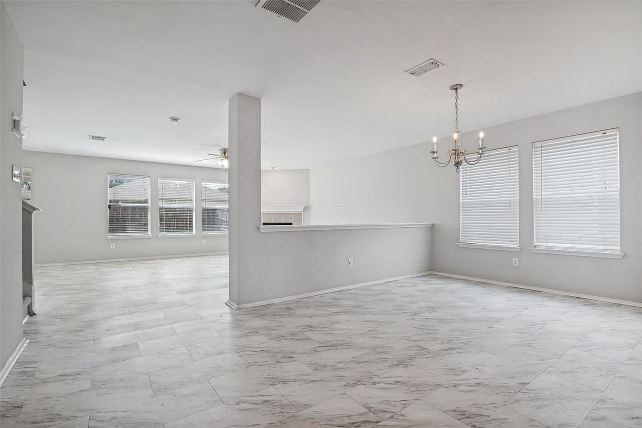 1012 Valera Rd - Photo 4 of 24