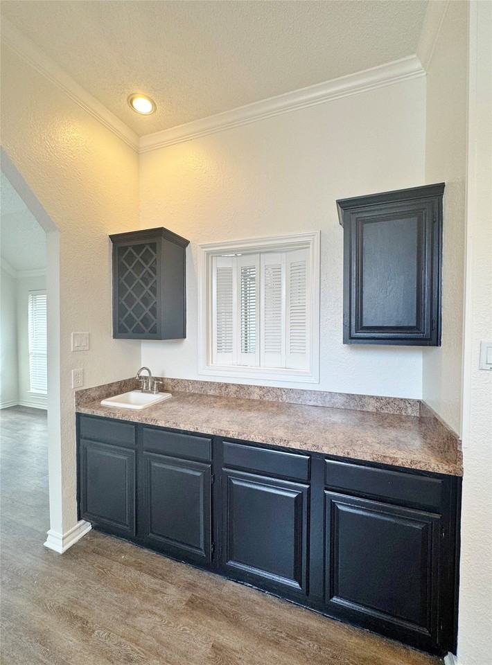 6016 Lake Vista Dr - Photo 5 of 18
