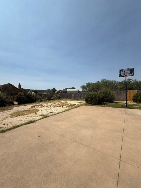 118 Divide Ave - Photo 3 of 25