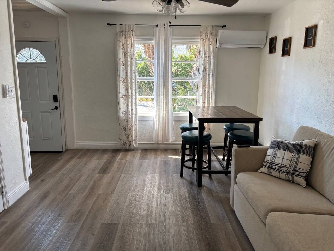 1885 Springtime Ave - Photo 3 of 12