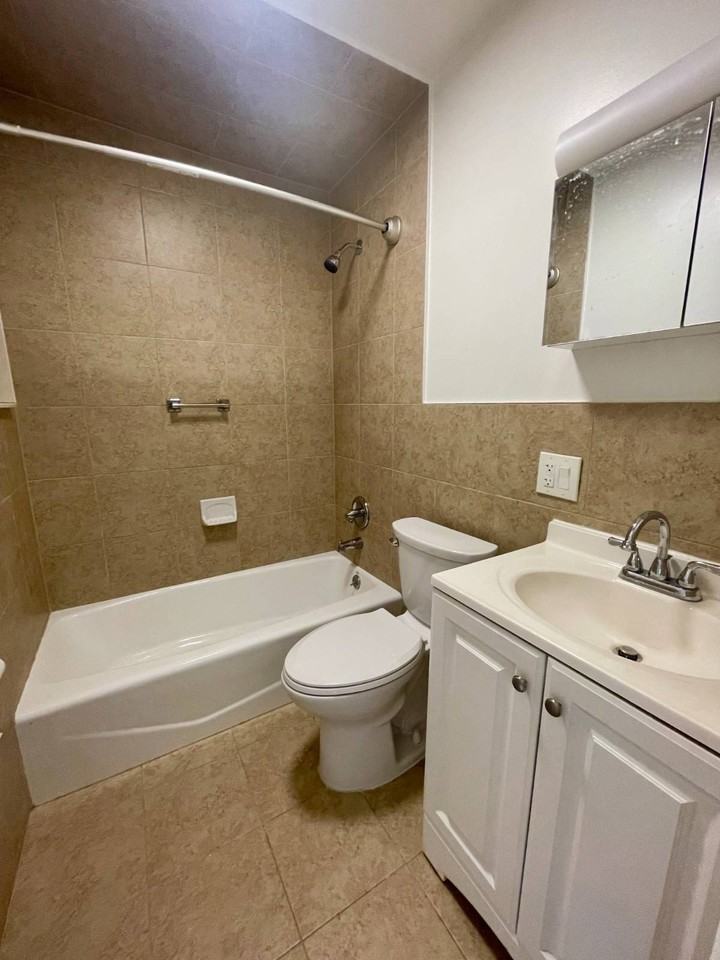 650 Baltic St #3 - Photo 7 of 7