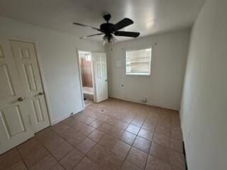 1409 Nw Avenue B - Photo 3 of 7