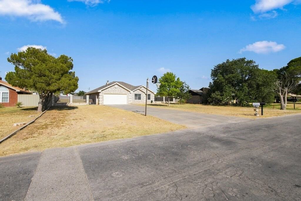 6306 Chickasaw - Photo 2 of 42