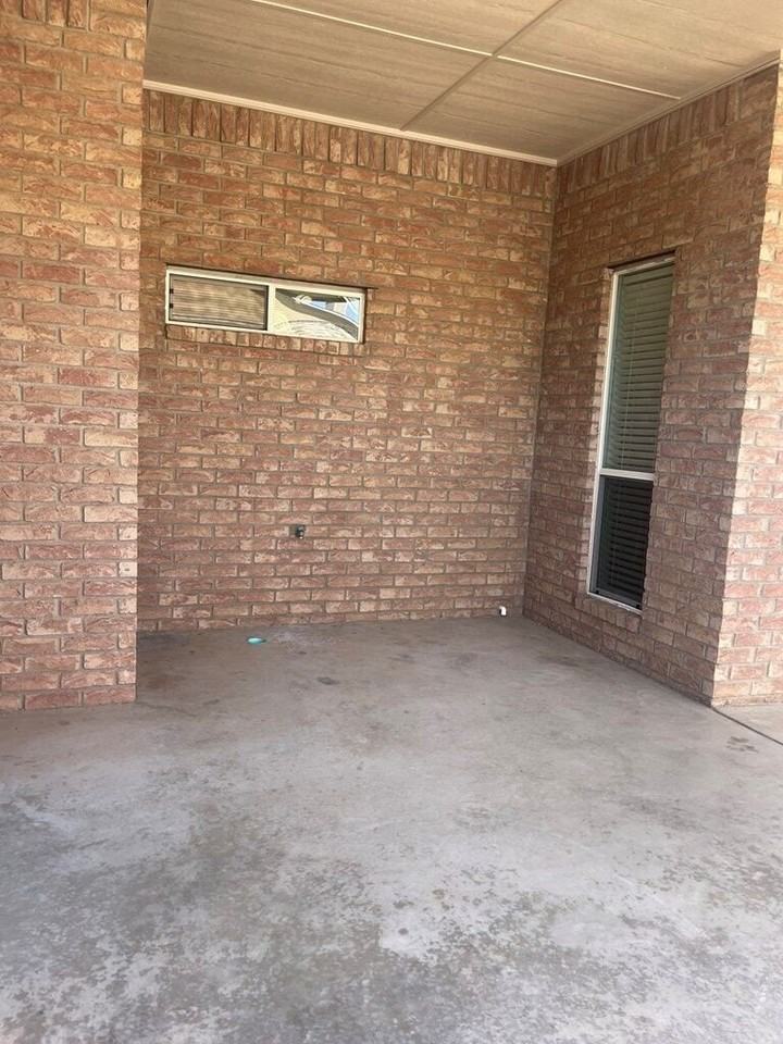 2514 Faulkner Dr - Photo 2 of 9