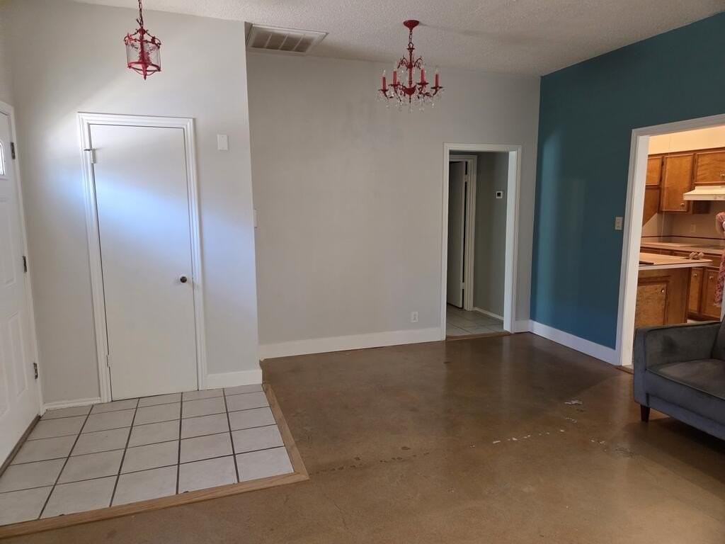 724 Melton Aly - Photo 3 of 13
