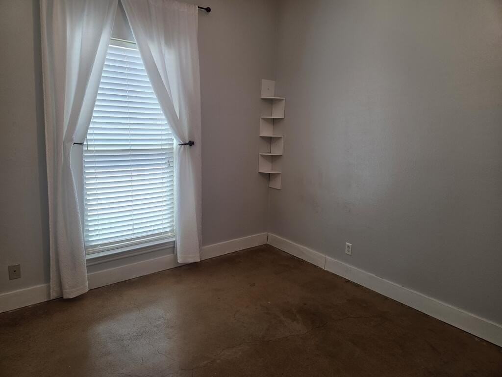 724 Melton Aly - Photo 4 of 13