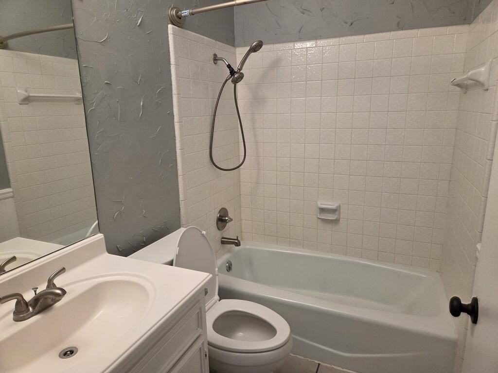724 Melton Aly - Photo 5 of 13