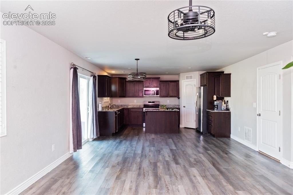 10744 Traders Pkwy - Photo 6 of 41
