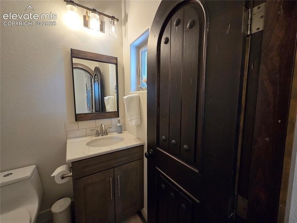 310 Spring Creek Dr - Photo 4 of 45