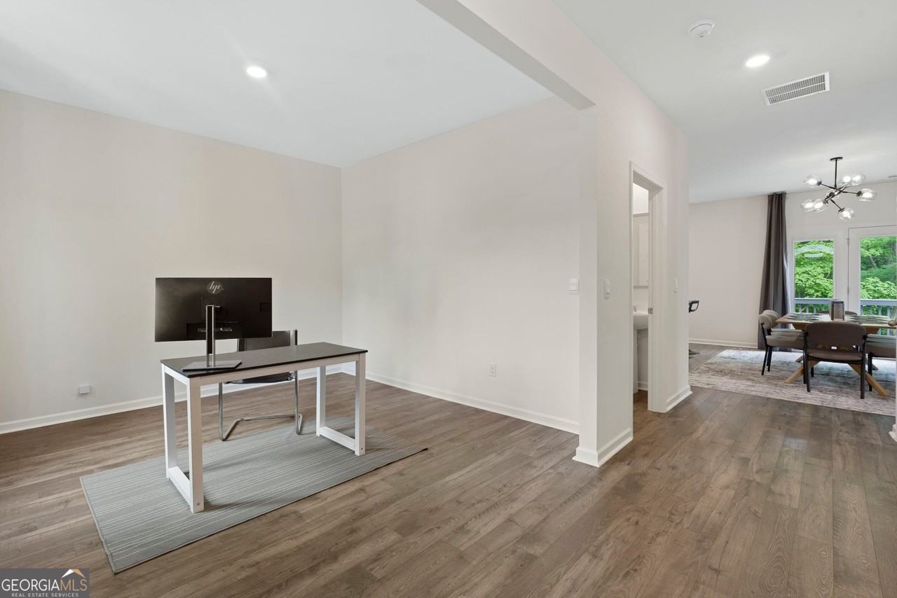 3645 Beaconfield Ct Se - Photo 5 of 46