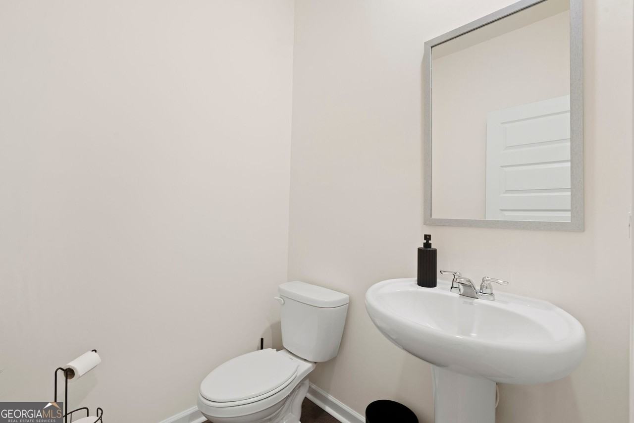 3645 Beaconfield Ct Se - Photo 6 of 46